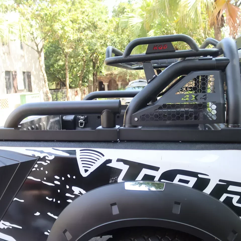 KQD Auto Exterior Accessories Stainless Steel Iron Roll Bar with Roof Basket for Nissan Navara NP300 (2015-On)