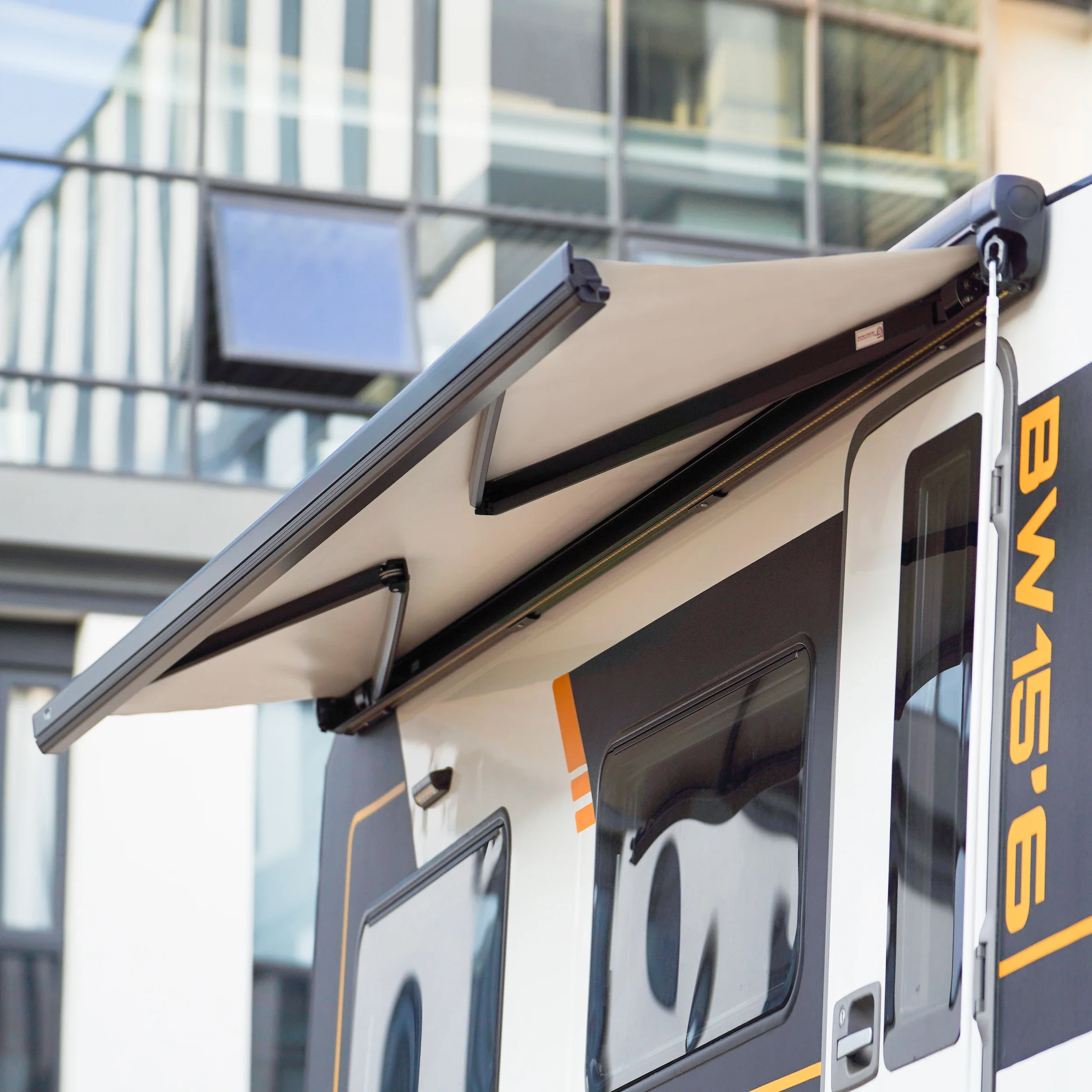 Wareda Brand Car Awning Retractable Cassette Motorized Electric RV Sun Shade for Camper Trailers, Vans and Caravans